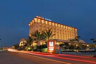 美拉飯店Mella Hotel