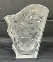 Mikasa Beautiful Crystal Vase