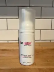 IN AN INSTANT Heidi Klum Gentle Foaming Cleanser 4.2 fl. oz. - NEW SEALED!