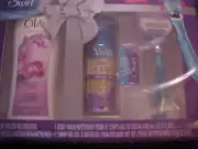 LARGE, Gillette Venus Extra Smooth Swirl Women's Razor SET RAZOR REFILLS + MORE