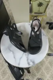 ARAVON Miranda Black Leather Women’s 7 AA Comfort Heeled Sandals Zig-Zag WSM04BK