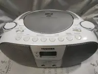 在飛比找露天拍賣優惠-好音質帶著走日系工藝手提音響TOSHIBA tx-crm10