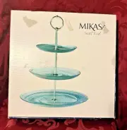 NIB Mikasa Swirl Teal Three Tier 6.5 in, 8 in, 11 in Server 5102059