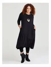 [Taking Shape] Natural Kayla Dress in Black