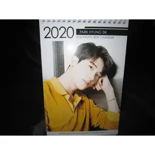全新韓國進口【朴炯植 2019 2020 桌曆】桌上型月曆 直立式照片 雙面 行事曆