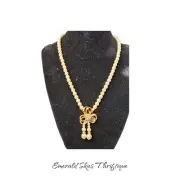 Avon Pearlesque Swirl Necklace