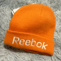 在飛比找蝦皮購物優惠-日本購入正版Reebok亮橘色毛帽