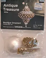 LeeWards Vintage White Antique Treasure Bead/Sequin Christmas Ornament Craft Kit