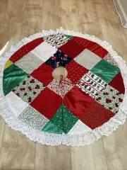 Quilted Christmas Tree Skirt Green, Red, White Patchwork Handmade 39” Reversible