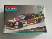Monogram Havoline Ford Thunderbird 1:24 Model Kit 2430 Davey Allison 1991 New!