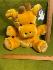 Outrageous Plush Giraffe Hand Puppet New with Tags