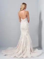 NEW Allison Webb Evie Ivory Cashmere Wedding Dress 42007 Size 2
