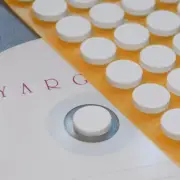 CD DVD Foam Hub Spider Holders Self Adhesive Sticky Dots Studs 1020 pcs (White)
