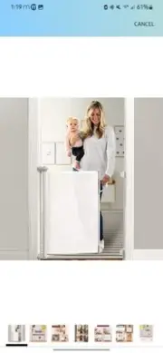 MOMCOZY RETRACTABLE BABY GATE, 33" TALL, EXTENDS UP TO 55" WIDE - White