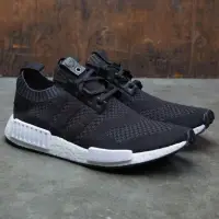 在飛比找蝦皮購物優惠-adidas NMD R2 S.E. CM7879