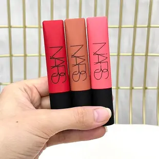 樂購賣場 NARS Air Matte Lip Color 雲霧唇誘 空氣唇釉 #Thrust 霧面唇釉