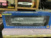 Bachmann Amtrak HO GP-38-2
