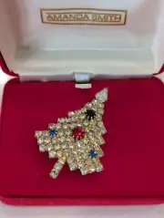 Amanda Smith Genuine Crystal Christmas Xmas Tree Brooch New in Box