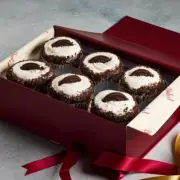Favorite Cookie & Cream Cupcake Gift Box
