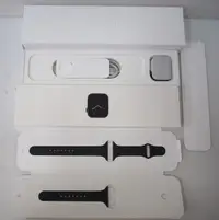 在飛比找露天拍賣優惠-[崴勝3C] 二手 Apple Watch Series 6