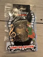 Disney D23 Expo 2022 DSF DSSH Music Series Pin Robin Hood LE 400 Record Pin