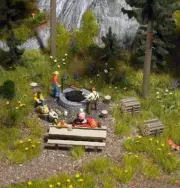 Busch 7781 HO/OO Gauge Forest Park and BBQ Pit