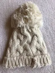 BEANIE IVORY WITH SILVER TINSEL KNIT ACRYLIC ONE SIZE NEW
