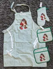 Vintage Looney Tunes Tax Apron, Oven Mitts Apples New