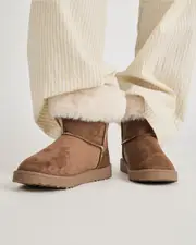 [Mooloola] Mooloola Women's Emmett Slippers Boots in Chocolate/Cream Size 07 07 Chocolate/Cream
