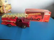 RARE Fire Truck with Siren MF163 Fire engine Friction New Old stock Red china