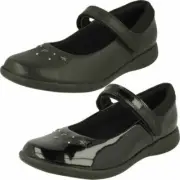 Girls Clarks Stylish Star Detailed School Shoes 'Etch Bright'