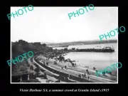 OLD LARGE HISTORIC PHOTO OF VICTOR HARBOUR SA A CROWD AT GRANITE ISLAND c1915