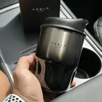 在飛比找蝦皮購物優惠-Tesla特斯拉黑色金屬漸變美式手衝咖啡杯水杯隨手杯保溫杯車