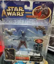 STAR WARS ATTACK OF THE CLONES, JANGO FETT WITH ELECTRONIC JETPACK & ARMOR SET!