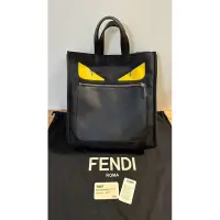 在飛比找蝦皮購物優惠-二手九成新 Fendi正品怪獸手提包