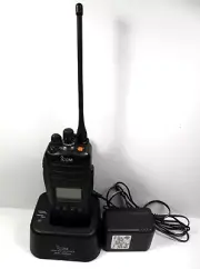 Icom IC-F80DS Handheld Radio UHF w/Charger, Battery & Partially Tested HAM #3