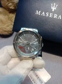在飛比找Yahoo!奇摩拍賣優惠-(雅峰精品)瑪莎拉蒂Successo銀灰色錶盤男士手錶
