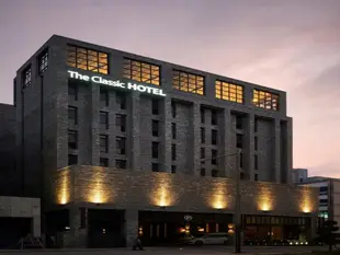 景點飯店The Classic Hotel