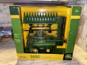 1/64th Scale John Deere S690 Combine With Tracks Grain and Corn Heads Ertl