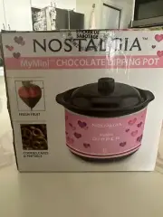 NOSTALGIA My Mini Chocolate Dipping Pot W/ Lid & Pink Heart Design 20 Oz