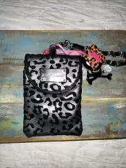 Betsey Johnson Wristlet Cheetah Bag Silver/Black Leopard Phone Wallet Wristlet