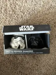 Disney Star Wars Salt & Pepper Shakers Ceramic Darth Vader Storm Trooper