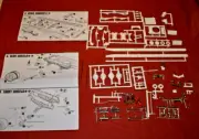 AMT White Freightliner DD Chassis Parts 1/25