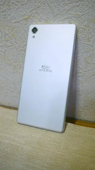 +草莓罐頭+SONY Xperia X Performance F5121 32G 喇叭破音 白