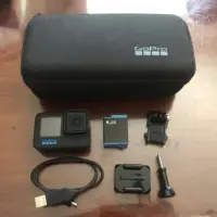在飛比找蝦皮購物優惠-GoPro 10 Hero Black 二手貨 使用約半年 