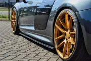 Black Gloss Side skirts addons / diffusers / diffusers For Audi R8 42 2006-2015 (for: Audi)