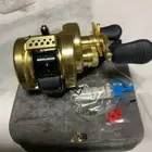 Shimano 14 Calcutta Conquest 200 Right-hand Drive Baitcasting Reel Gold New