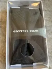 Geoffrey Beene Black Textured Bow Tie and Pocket Square Set (NEW)