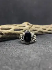 Native American Navajo black onyx Sterling Silver Ring Size 9.5