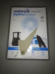 Waterpik WP-662 Water Flosser Electric Dental Countertop BOX DAMAGED, SEALED!